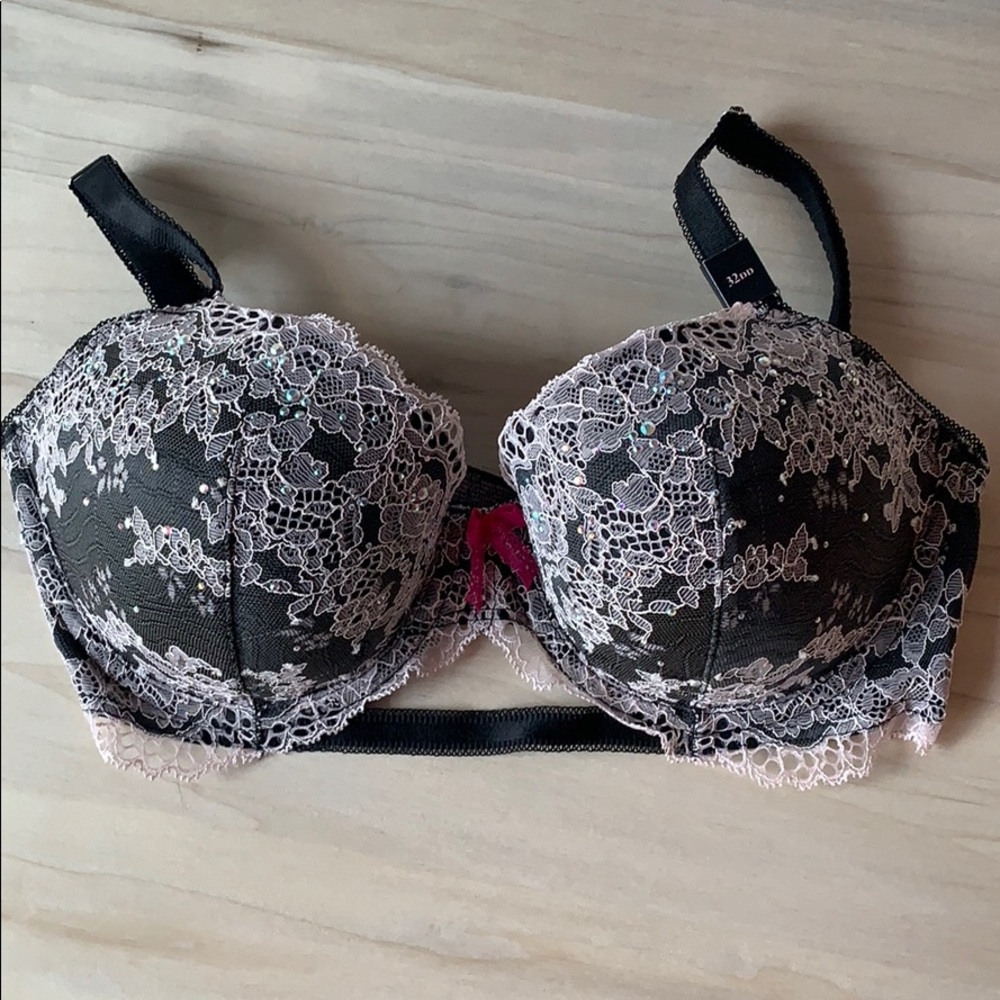 Victoria’s Secret Lace and Shine Bra